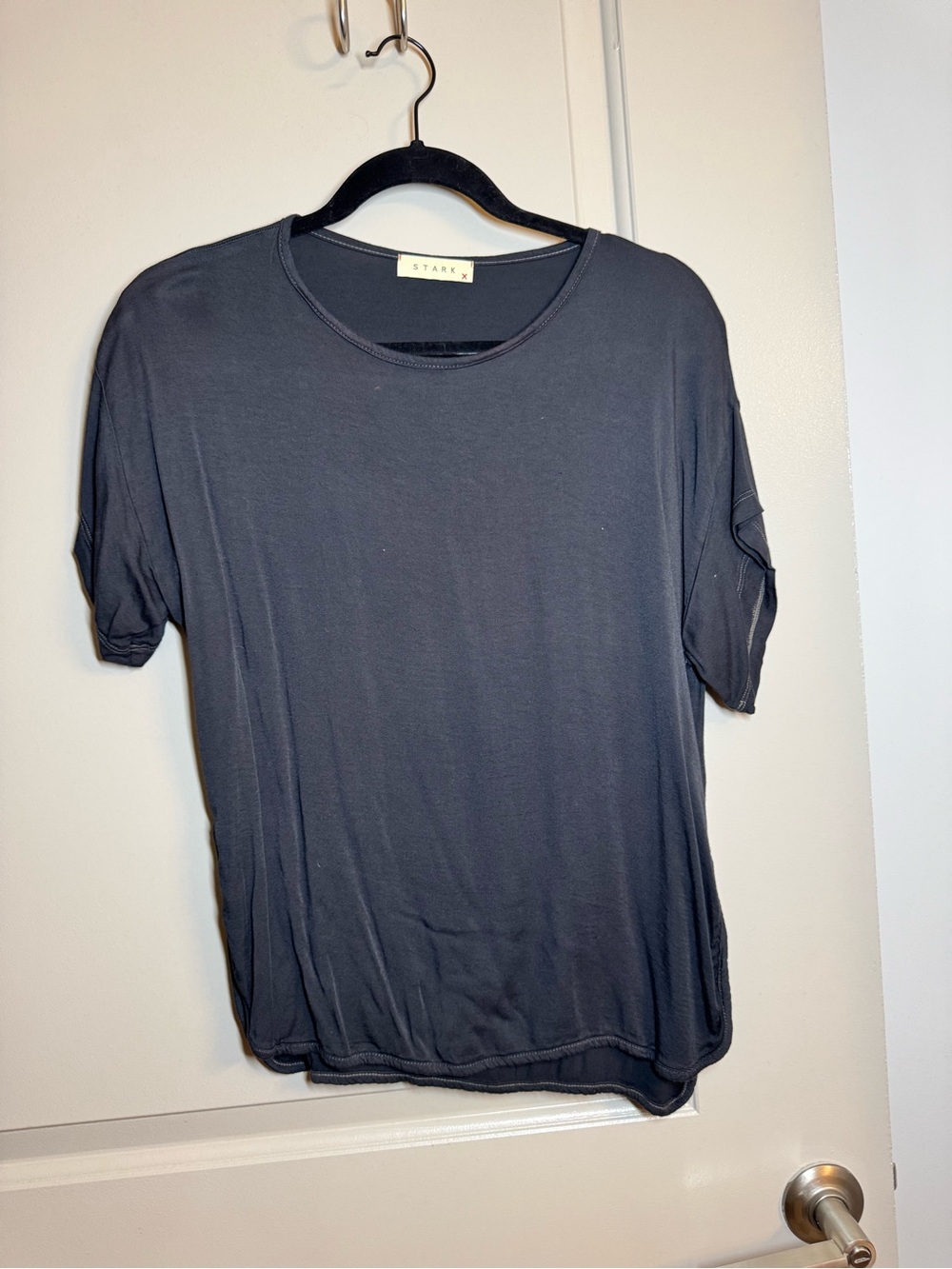 Stark+ Women's Short Sleeve Crewneck Tee in Charcoal Gray